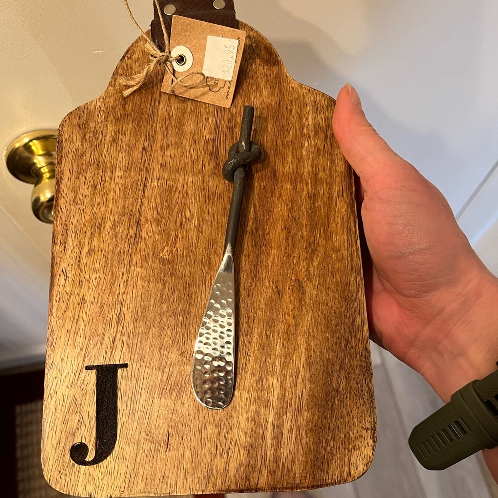 Cheese board “J” never used NWT and a rabbit wine aerator